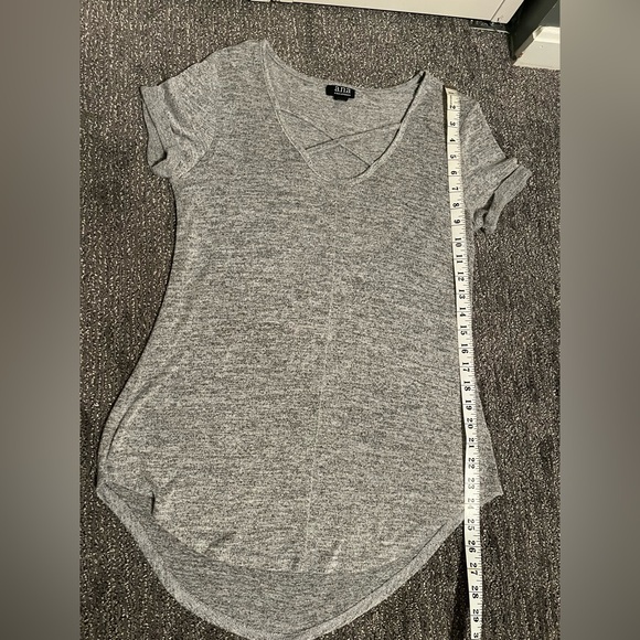 a.n.a A New Approach Short Sleeve Top Size Small - Picture 7 of 10